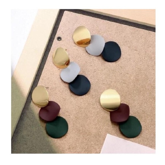 3/$30 Gold Plated Circle Dangle Earrings - Picture 2 of 3